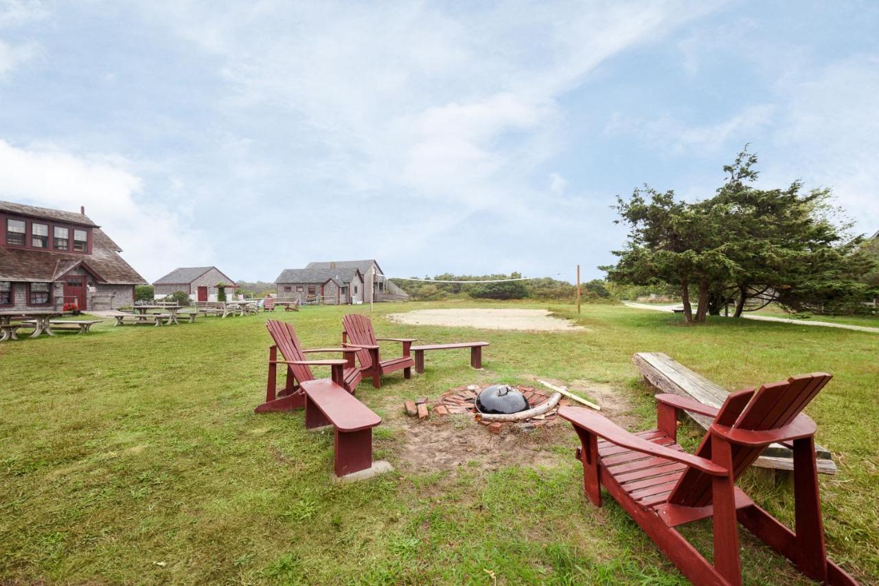Hi - Nantucket Hostel Экстерьер фото