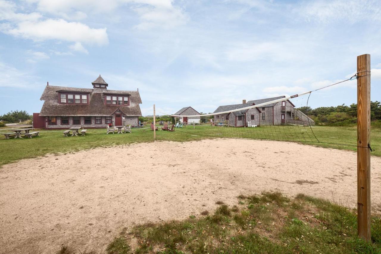 Hi - Nantucket Hostel Экстерьер фото