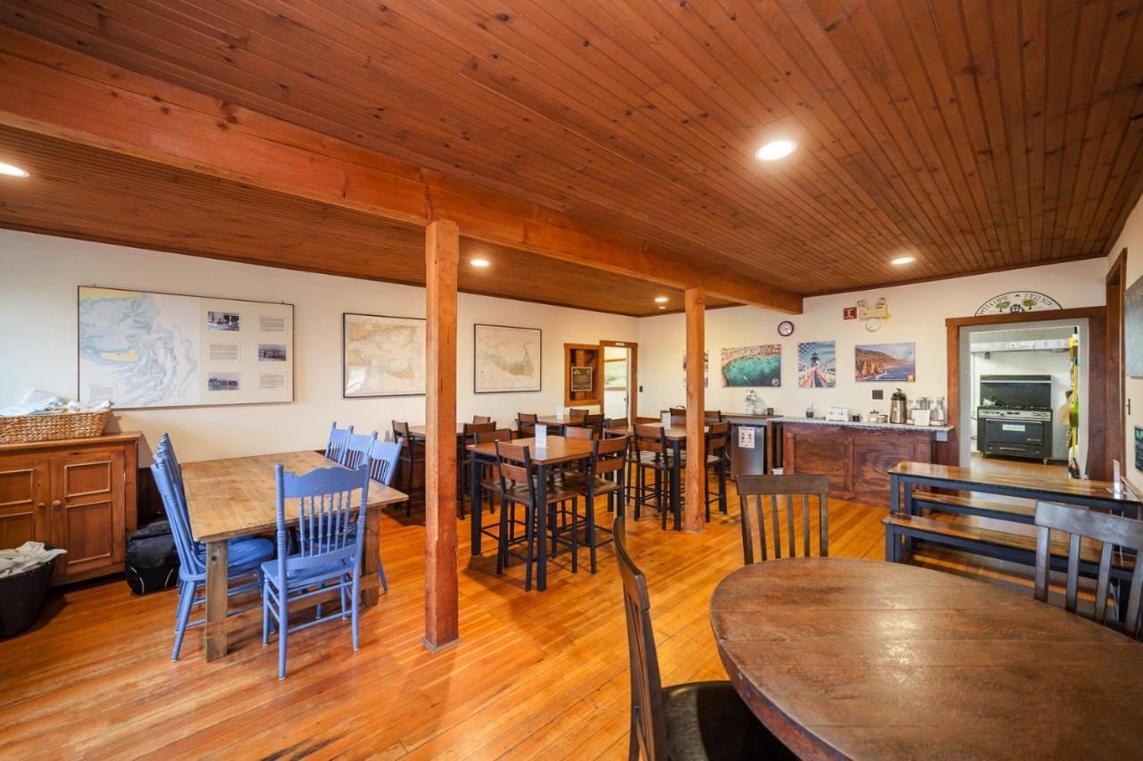 Hi - Nantucket Hostel Экстерьер фото
